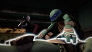 Leonardo (Teenage Mutant Ninja Turtles 2012) using the Healing Hands technique like Splinter.