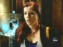 Hayley informuje Rangersów że Tommy został porwany i tylko oni mogą go uratować.