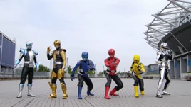 Go-Busters 32