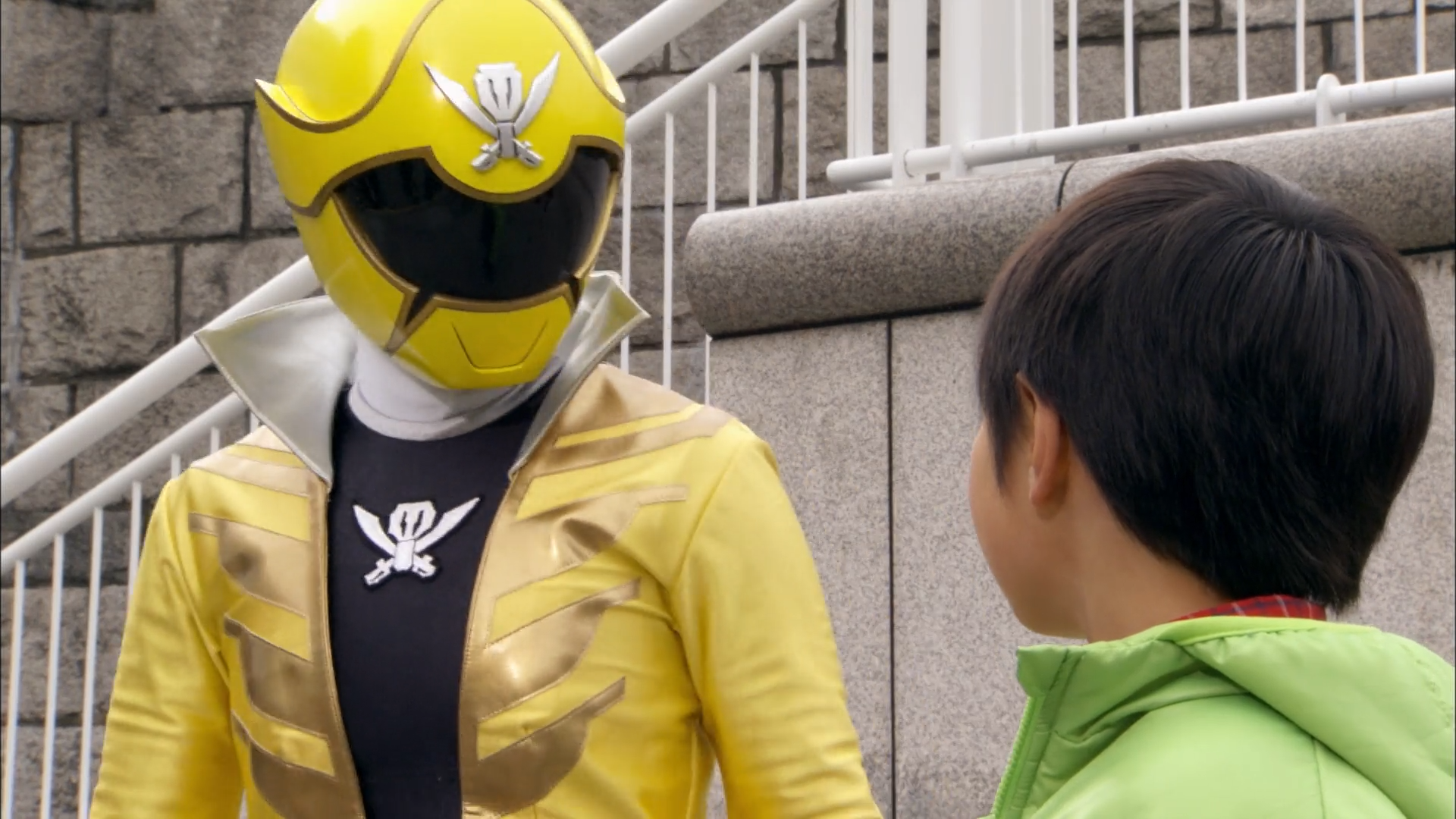 gokai yellow wallpaper