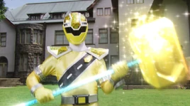 Zo-krystalizers-Gwen