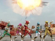 Legend Magirangers' victory over Bullrates' death.jpg (157 KB) Bullrates is destroyed by Legend Magirangers.