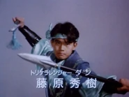 Dan w czołówce Zyuranger.