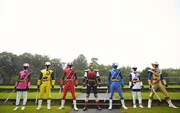 Ninninger team up with Jiraiya.