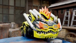 Weiwei Yarucar Profile