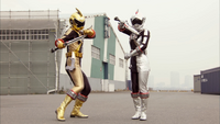 Gokai Change-Pink and Silver (Go-On Wings)