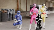 Donbrothers ToQgers Profile.png (2.43 MB) ToQ 5gou in Three-Man ToQger Change