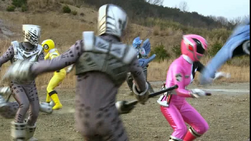 DekaPink Legend War