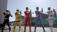 Gokai Change-Gaoranger (Episode 8).png (1.53 MB) Gaoranger Full Core Team Change 1