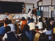 Higashi and Daichi comes to seek Shachira at Grade 4 Class 3