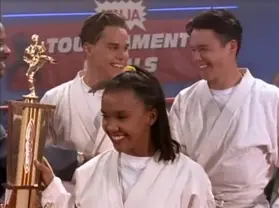 Rocky,Aisha i Adam wygrywają turniej karate.