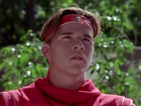 Rocky jako Czerwony Ninja Ranger.