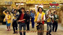 Male Kyoryuger and Wizard Cast Dance