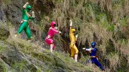 Rocky i Zeo Rangersi podczas Legendarnej Bitwy.