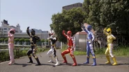 Gokai Change-Abaranger (Episode 29).png (2.39 MB) Abaranger Full Team Change