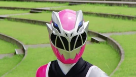 Dino Fury Pink Ranger