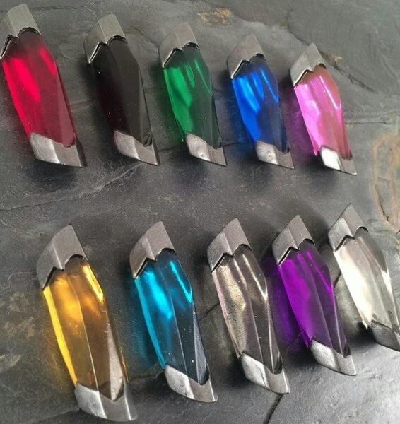 Энергема. Могучие рейнджеры дино заряд энергемы. Энергема. Энергема. Power rangers dino charge батарея.