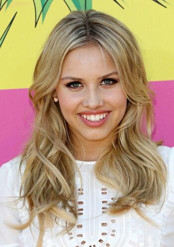 Gracie-dzienny-26th-annual-kids-choice-awards-01