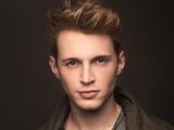 Lance Turner