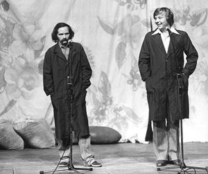 Bohdan Smoleń i Zenon Laskowik w programie S tyłu sklepu (1980)