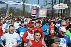 5. Poznań Półmaraton, 1 kwietnia 2012 - Start (fot. maratonypolskie