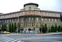 18 105.jpg (231 KB) Budynek biurowy gazowni