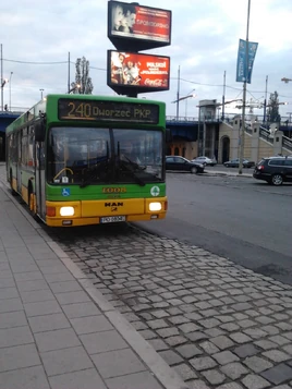 Linia autobusowa nr 240