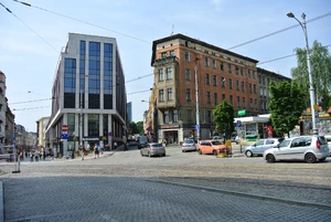 Półwiejska 2