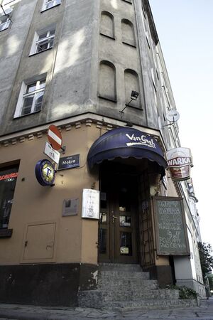Van Gogh Pub 7