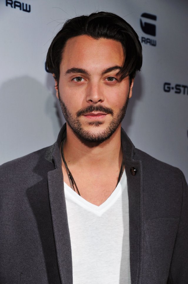 Jack Huston - Wikipedia