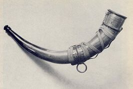 440px-Hunting horn of Sigismund III of Poland