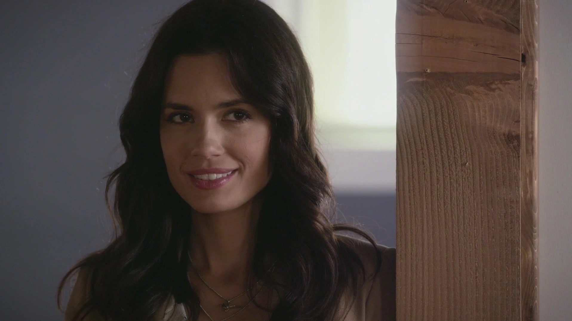 Qui est la personne la plus canon dans PLL ? : r/PrettyLittleLiars, image size:1916x1076