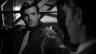 Dans Théâtre d'ombres