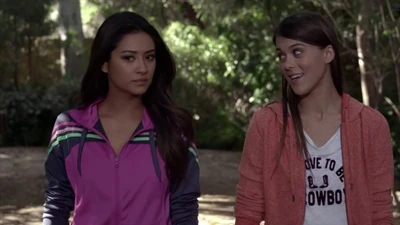 Dans Joyeux anniversaire, Emily !