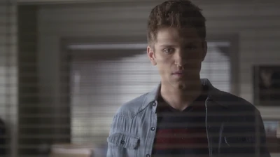 Dans Vite, un témoin !