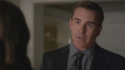 Dans À travers une vitre teintée