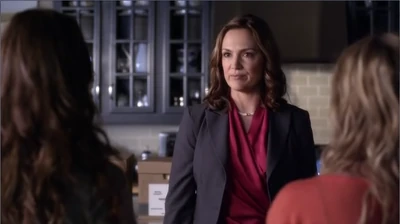 Dans Joyeux anniversaire, Emily !