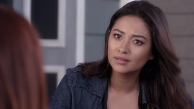 Dans Le manuel de la petite fille coupable