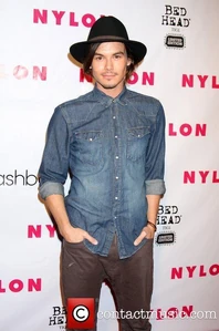 NYLON Magazine 13th Annivesary (10 avril 2012)