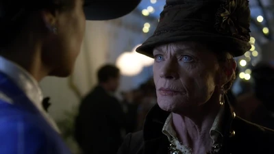 Dans Six pieds sous-terre