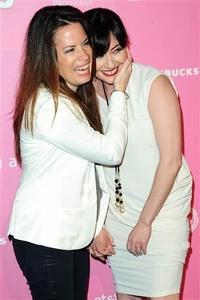 Avec Shannen Doherty Us Weekly's Hot Hollywood 2012 (18 avril 2012)