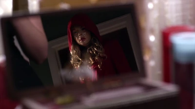 Dans Le miroir à trois faces