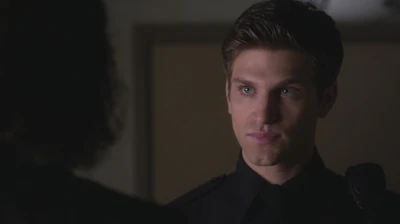 Dans À travers une vitre teintée