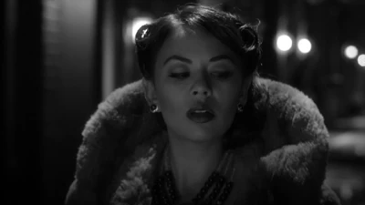 Dans Théâtre d'ombres