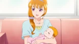 Kyoko asks Kanoko how it feels to be a grandmother