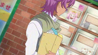 Kanata finds Aroma and Pafu on his way back from shopping