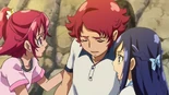 Mana and Rikka helping hurted Kentaro