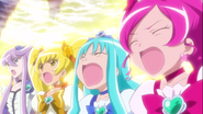 Las Heartcatch dando su poder a las Mahou Tsukai Pretty Cure