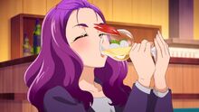 Kurumi drinks a lot of Big Apples