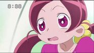 Tsubomi preguntando a su abuela si fue una Pretty Cure